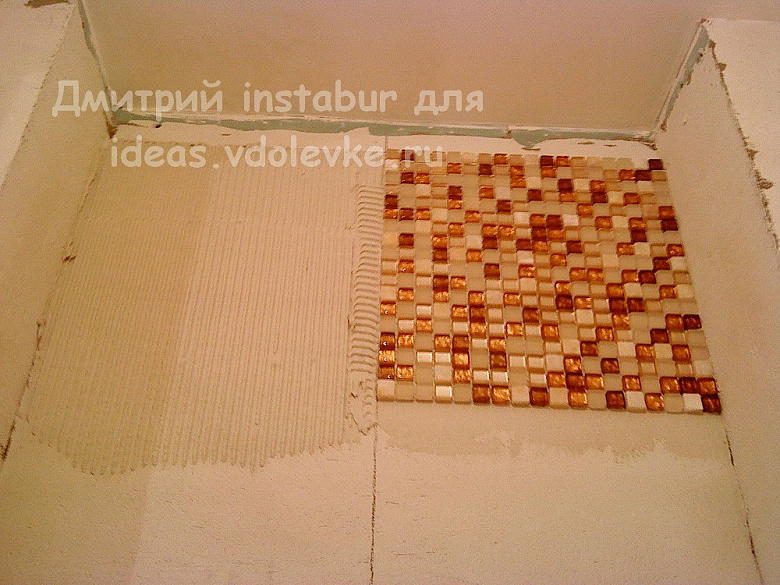 фото:Стеклянная мозаика в душевой кабине. Эпоксидная затирка 