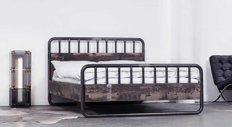 фото:Кровать в индустриальном стиле