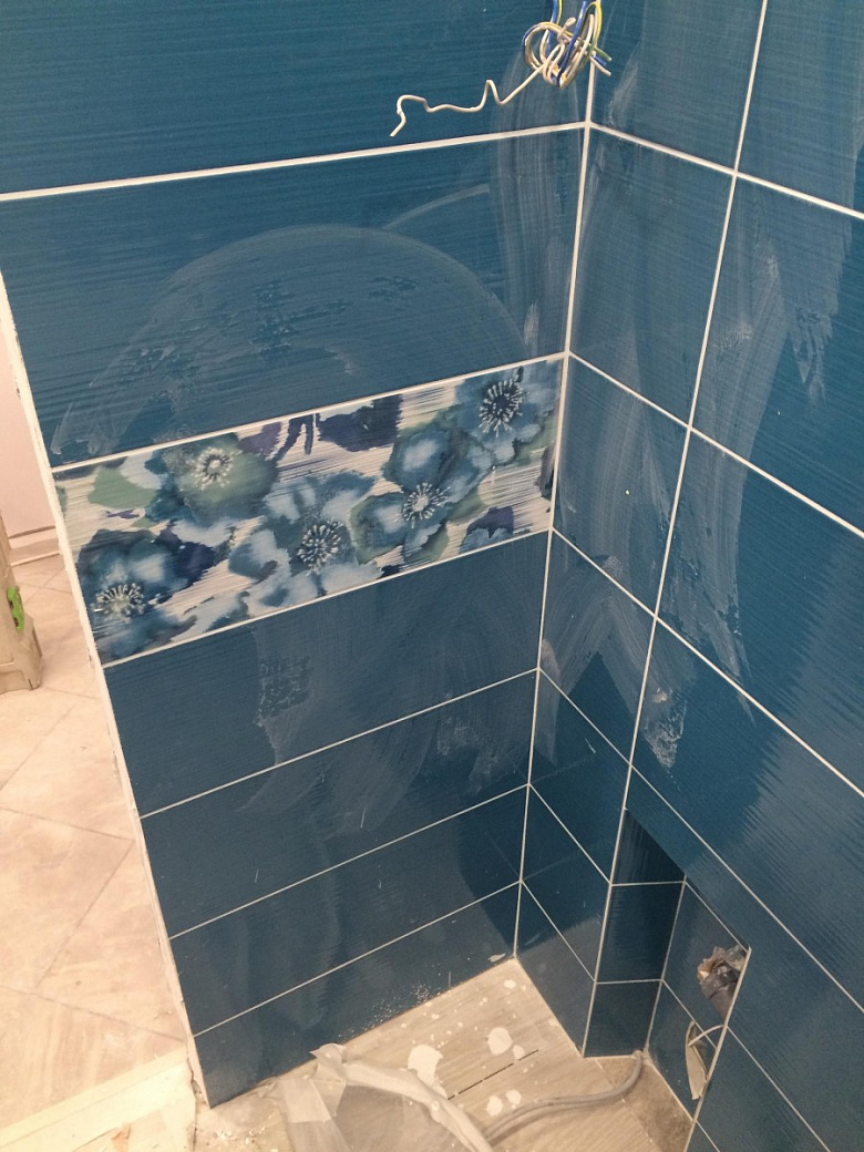 фото:Синяя ванная комната 2,9 кв м , обустраиваемся)