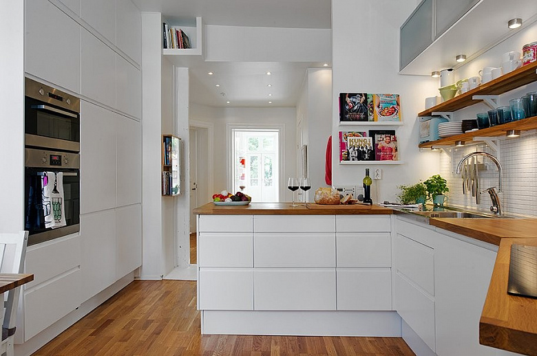 фото:Кухня в скандинавском стиле (как открыть верхний шкаф, не задев потолок?;))