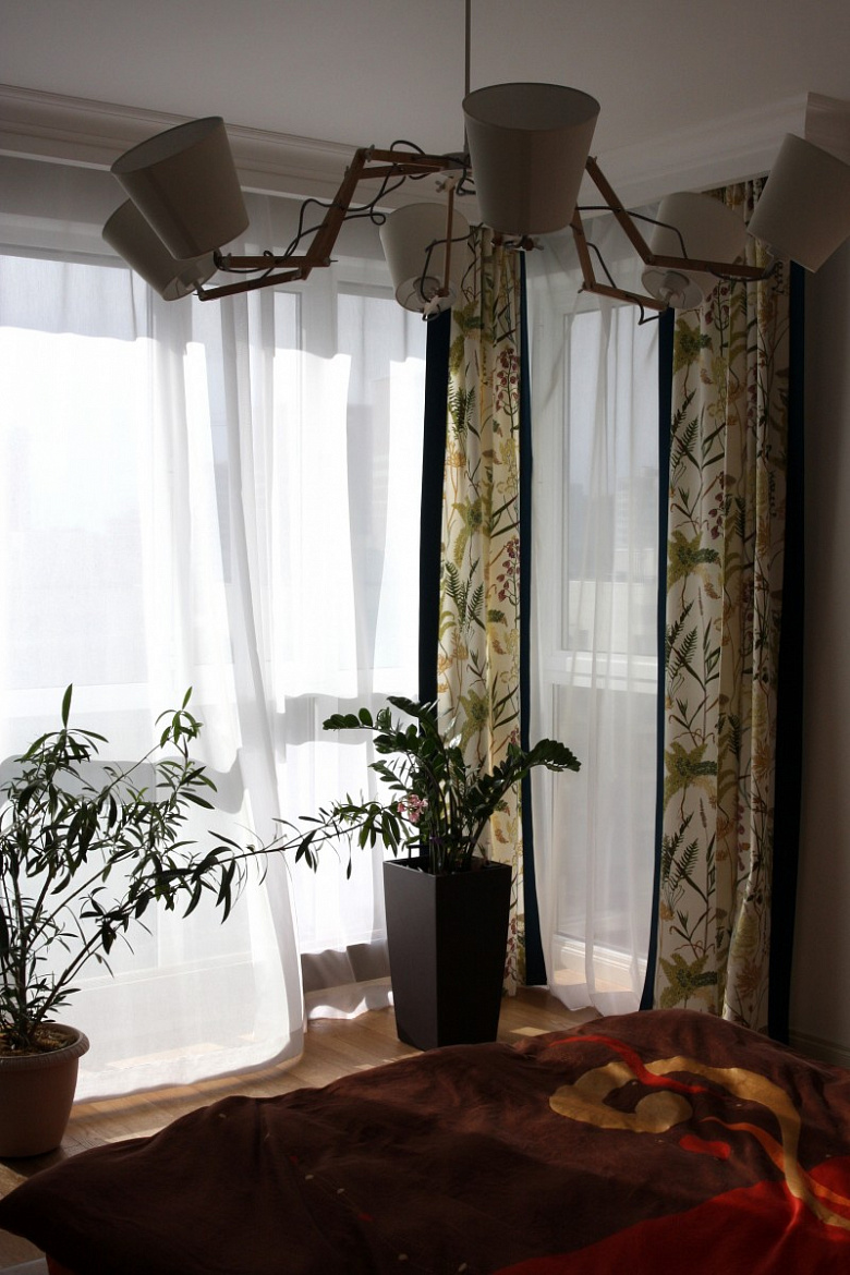 фото:Светлая квартира с панорамными окнами - часть 1 - Спальня