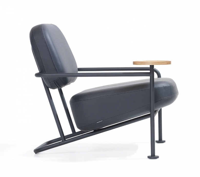 фото:Кресло для отдыха: странный баланс