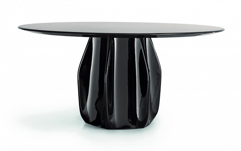 фото:Новый стол от известного дизайнера