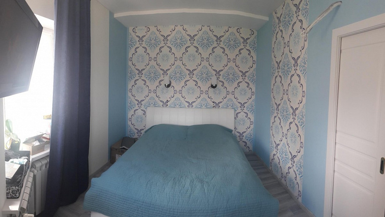 фото:Бело-голубая спальня.