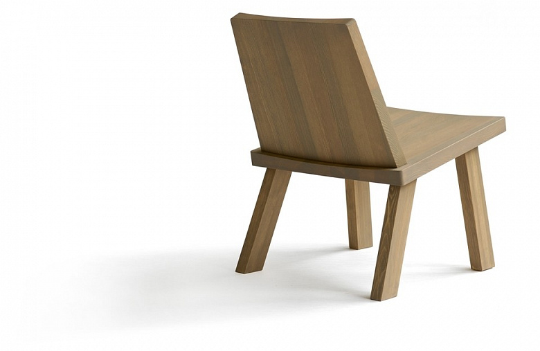 фото:Деревянный стул без прикрас