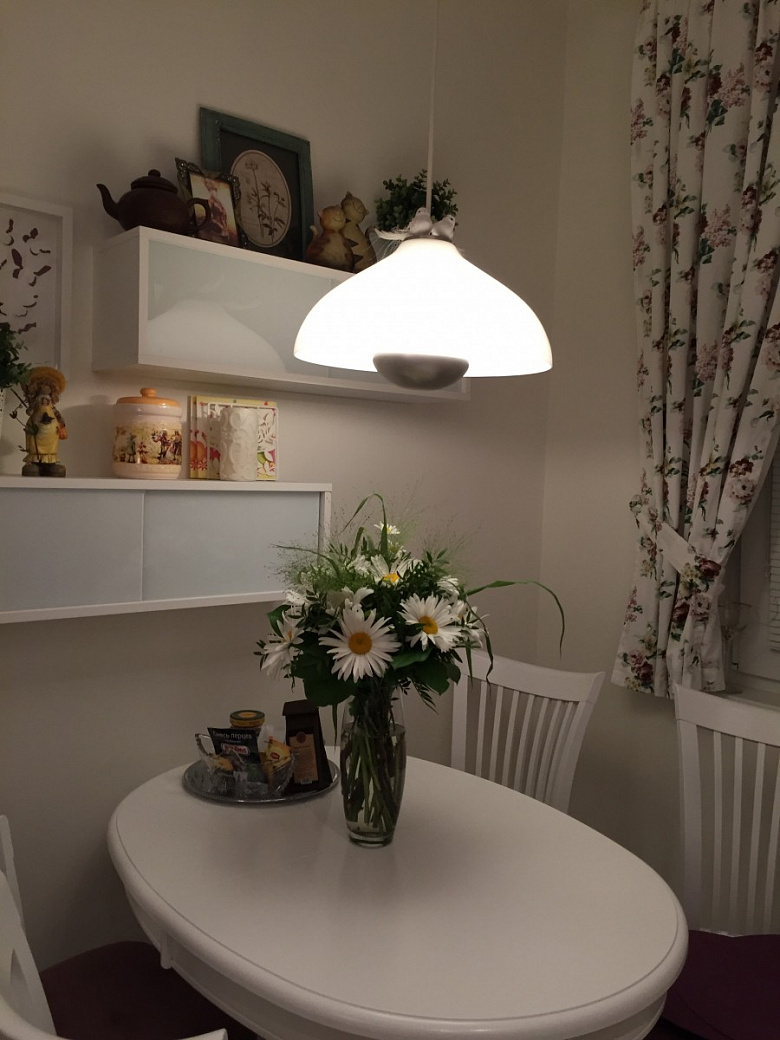 фото:Светлая кухня серия дома I605/12+Спальня