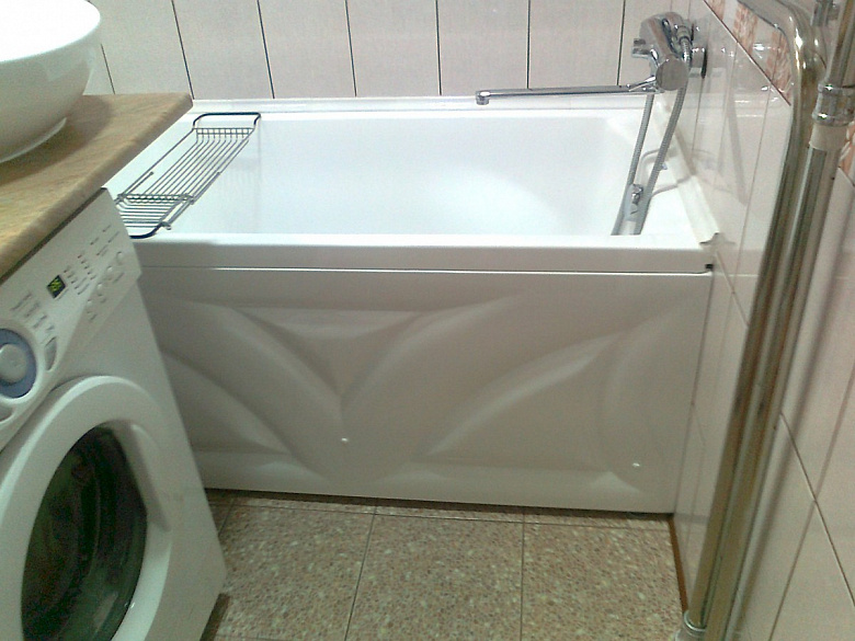 фото:«Контрольная» для ванной комнаты 150х130 см.