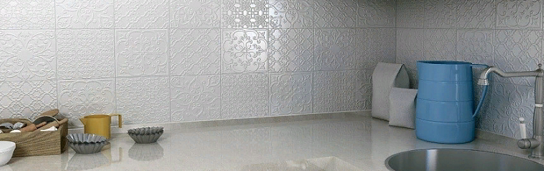 фото:Белая глянцевая плитка в провансе/кантри