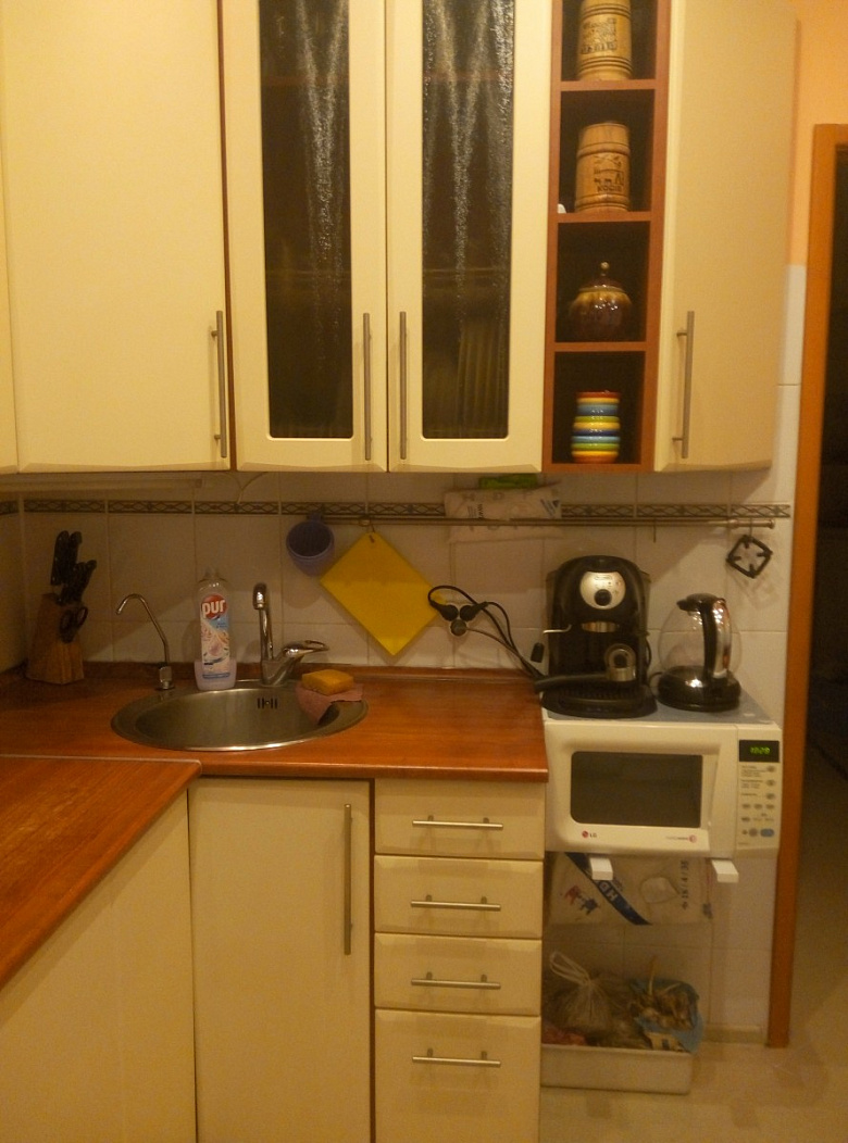 фото:Хрущевка-двушка площадью 43 м2: кухня