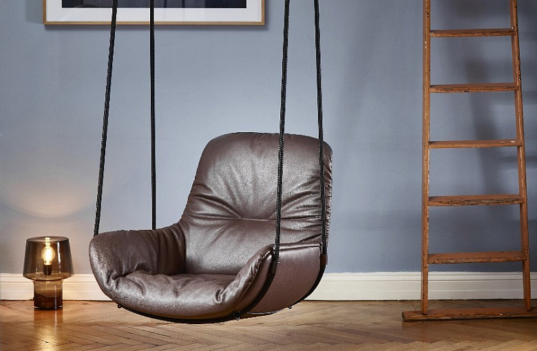 фото:Подвесное кресло в классическом стиле