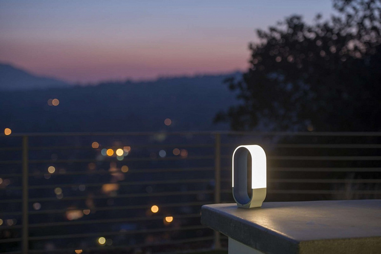 фото:Переносной светильник для дома и улицы